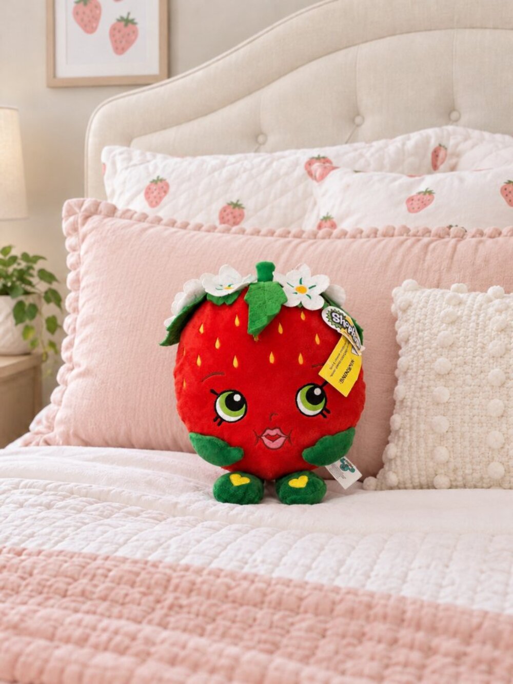 Shopkins Fiesta Red Strawberry Plush with Green Leaves NWT